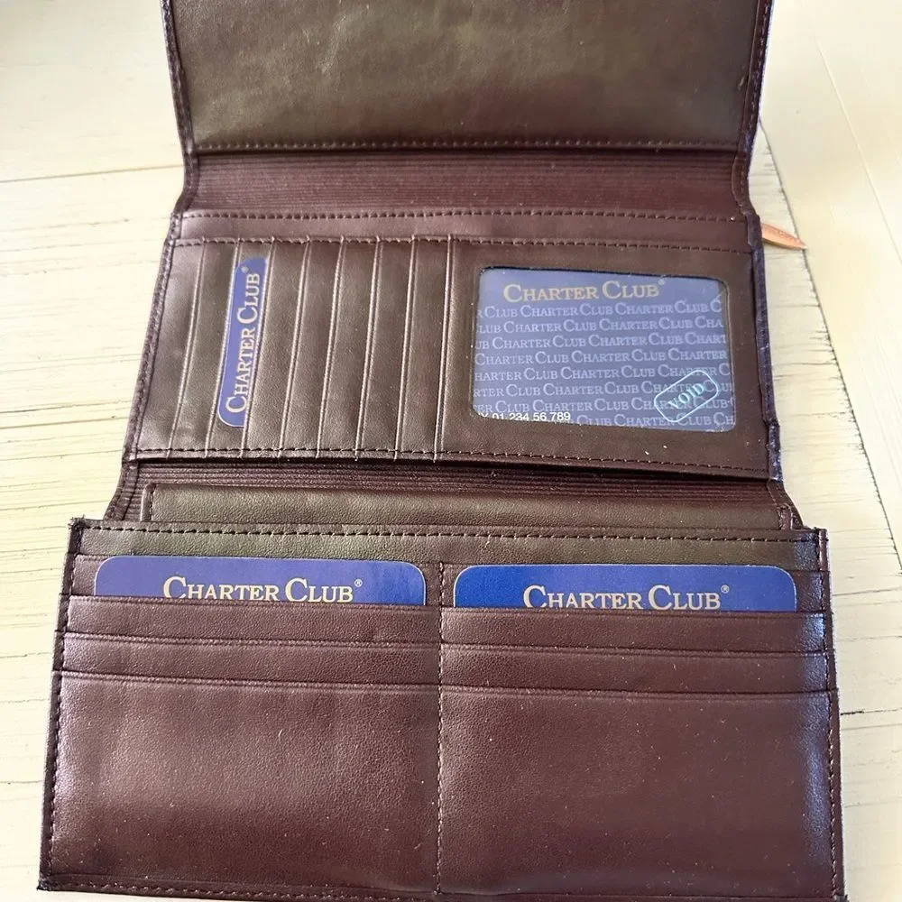 NWOT Charter Club Leather Tri-Fold Wallet Vintage Oxblood Color Vintage 7.5”x4”